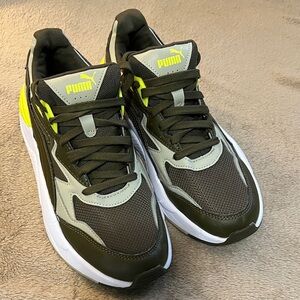 Puma Dark Green and Neon Yellow Sneakers